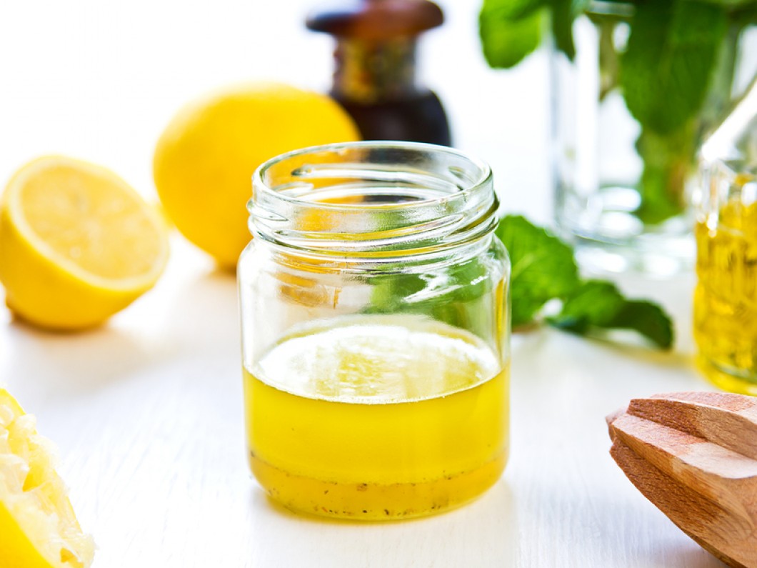 Limonlu Suyun İnanılmaz Faydaları Limonlu Suyun İnanılmaz Faydaları