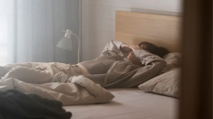 uyku-kalitesinin-bozan-aliskanliklar