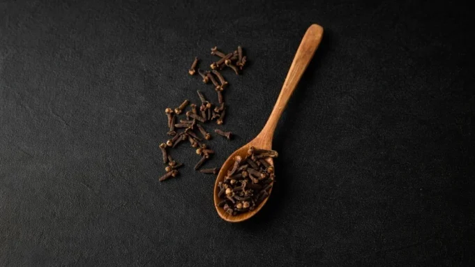 karanfilin-faydalari (1)