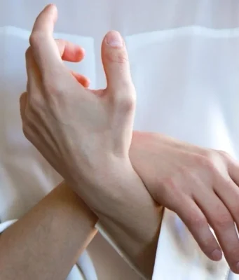 Ellerde ve Ayaklarda Uyuşma Her Zaman Dolaşım Sorunu Değildir