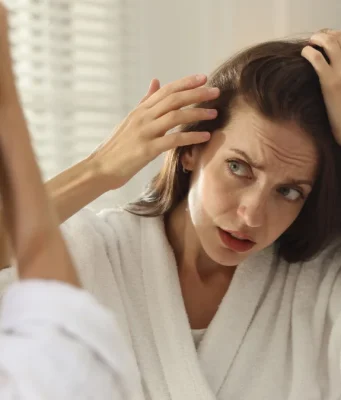 Kadın Tipi Saç Dökülmesi ve Androgenetik Alopesi