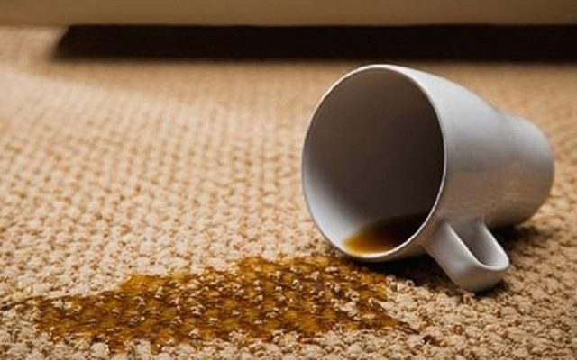 Halıdan Kahve Lekesi Nasıl Çıkarılır? Hayat Bilgileri